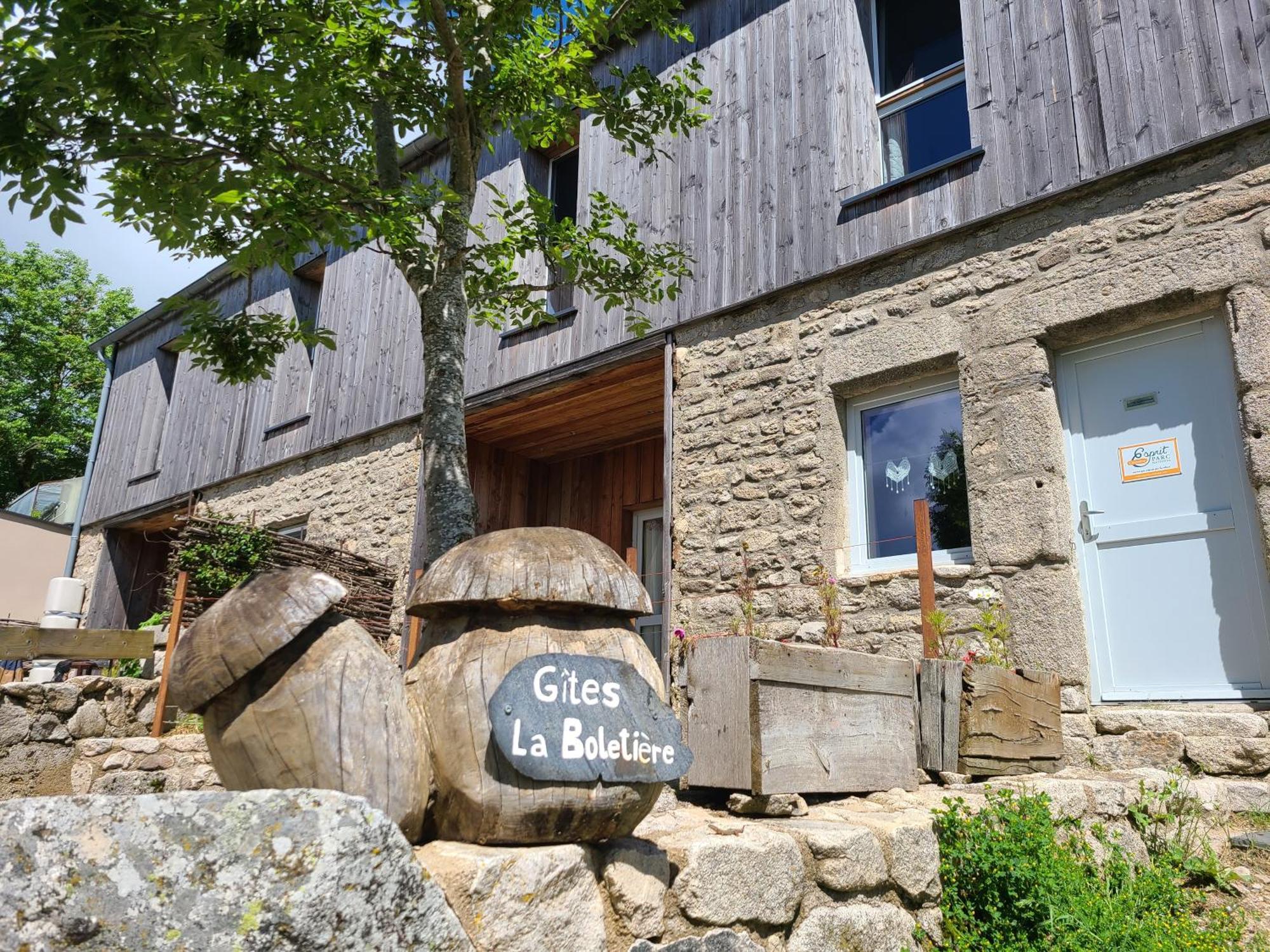 Gites La Boletiere Saint-Étienne-du-Valdonnez Eksteriør billede